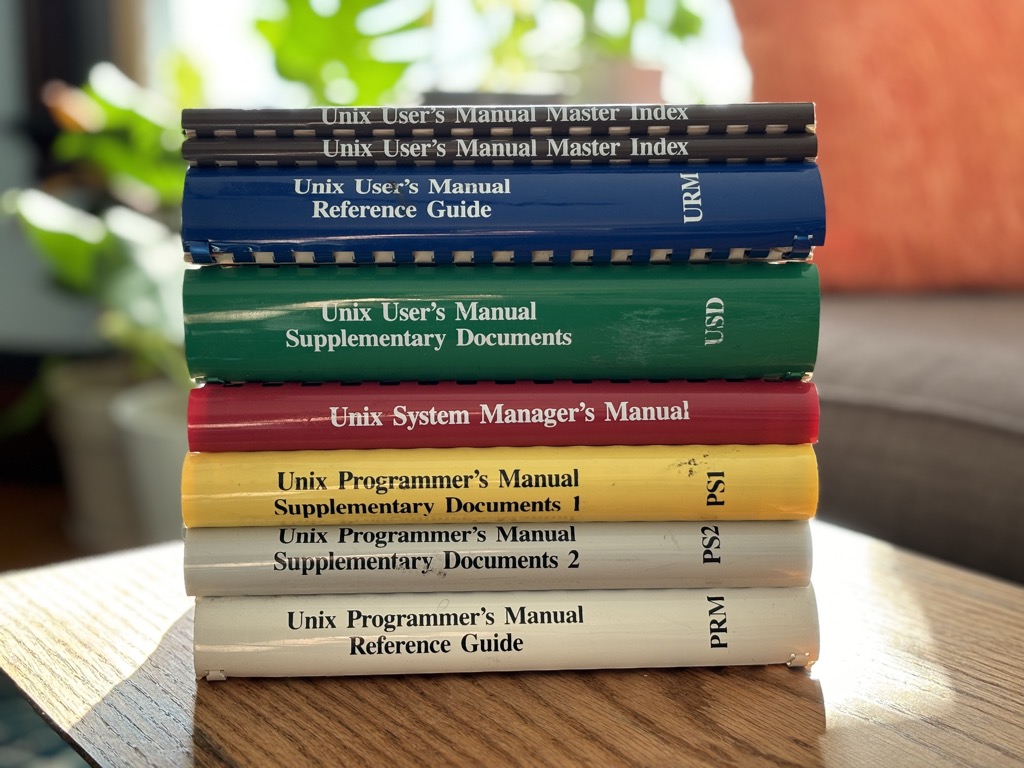 Full stack of BSD 4.3 bound manuals